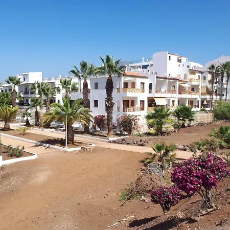 Victoria Los Cristianos * Arona